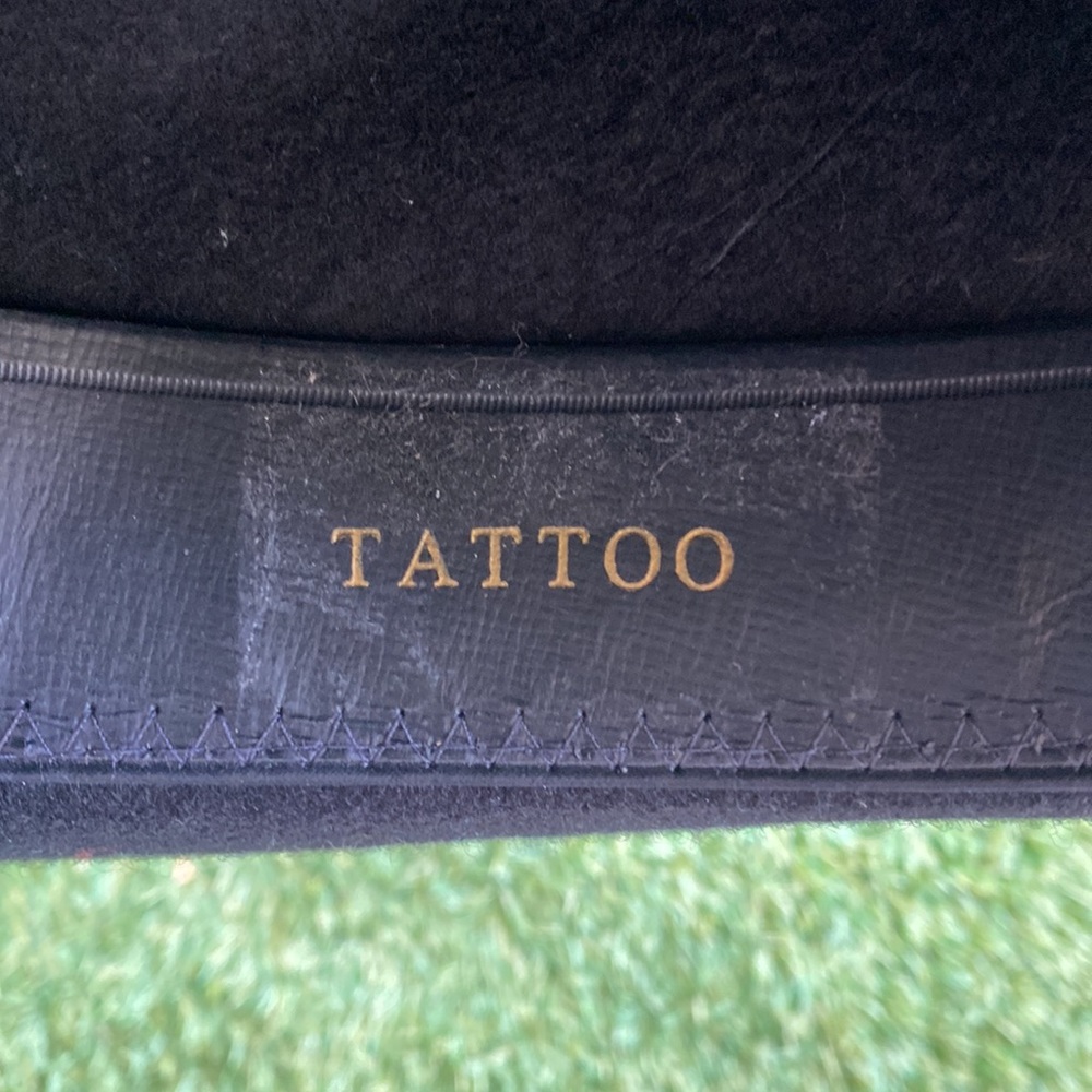 LHC Brands “Hearts” 100% Wool Hat - Picture 11 of 12